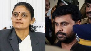 வழக்கின் போதே கலங்கிய நடிகை! நடிகர் திலீப்பிற்கு ஆதரவாக தீர்ப்பு சொன்ன.. நீதிபதி ஹனி யார் தெரியுமா? 
