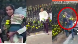 பிரதமர் மோடி விழாவில் அரங்கேறிய திருட்டு.. பூந்தொட்டிகளை கூட்டம் கூட்டமாக தூக்கி சென்ற மக்கள்.. வீடியோ