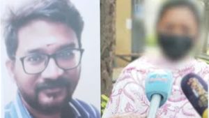 இனிக்க இனிக்க பேசி.. மொத்தமாய் ஆட்டைய போட்ட மேட்ரிமோனியன் காதலன்! கோவை சத்யாவுக்கு நேர்ந்த கதி! 
