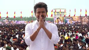 Vijay speech: வீடியோவே போட்ருக்கலாம்..எதுக்கு இவ்வளவு கூட்டம்! மொத்தமே 11 நிமிடம் 35 விநாடிகள் மட்டும் பேசிய விஜய்