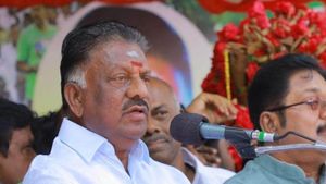 தனிக்கட்சி தொடங்குவதாக எப்போதும் சொல்லவில்லை.. ஜெயலலிதா நினைவிடத்தில் ஓபிஎஸ் சொன்ன வார்த்தை! 