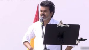 அழாதீங்க.. கதறாதீங்க.. மண்டையில் உள்ள கொண்டையை மறைங்க சார்! திமுக - அதிமுகவை சீண்டிய விஜய்