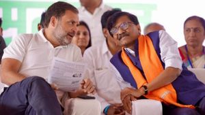 இரவோடு இரவாக ராகுல் காந்திக்கு பறந்த போன் கால்.. 24 மணி நேரத்தில் மொத்தமாக மாறிய மகாராஷ்டிர அரசியல்! 