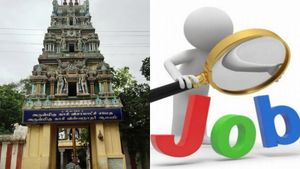 சென்னை பரங்கிமலை காசி விஸ்வநாதர் கோயிலில் வேலை.. தமிழில் எழுத படிக்க தெரியுமா? 50 ஆயிரம் சம்பளம்! 