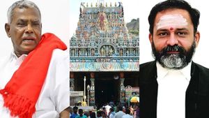 நீதிபதியாக இருக்கவே தகுதியற்றவர்.. சிஆர்பிஎஃப் வீரர்களை அனுப்புவதா? பெ சண்முகம் ஆவேசம் 
