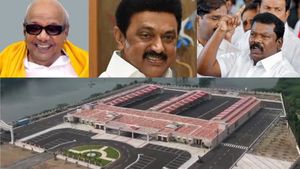 கருணாநிதி பெயர் வேண்டாம்..  திண்டிவனம் பஸ் நிலையத்துக்கு பெயர் சூட்ட காங்கிரஸ் கடும் எதிர்ப்பு - பின்னணி