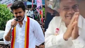 புதுவையில் விஜய் ரோடு ஷோவிற்கு அனுமதி கிடைக்குமா? இல்லையா? புஸ்ஸி ஆனந்த் கொடுத்த ரியாக்‌ஷன்