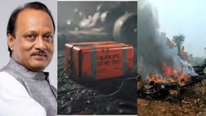 Black Box: கருப்பு பெட்டி கிடைத்தது.. அஜித் பவாரின் விமான விபத்தில் உடையும் மர்மம்.. ஏன் முக்கியம்? 