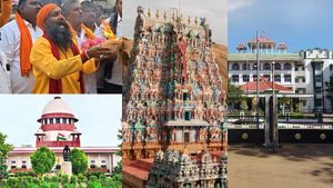 திருப்பரங்குன்றம் வழக்கில்.. எங்க கருத்தை கேட்காமல்.. உச்ச நீதிமன்றத்தில்  ராம ரவிக்குமார் கேவியட் மனு 