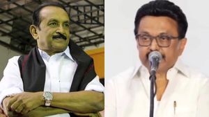 வைகோவின் சமத்துவ நடைபயணம்.. திருச்சியில் முதல்வர் ஸ்டாலின் தொடங்கி வைத்தார்