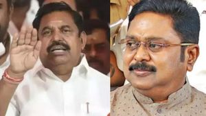 அதிமுக கூட்டணியில் டிடிவி தினகரன் சேர்க்கப்படுவாரா? மறுக்காத எடப்பாடி பழனிசாமி! 