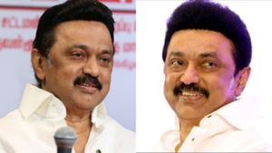  திருப்பூரை மொத்தமாக தட்டி தூக்கும் திமுக.. 8ல் 5 தொகுதிகளை கைப்பற்றுகிறது.. வெளியான கருத்து கணிப்பு 