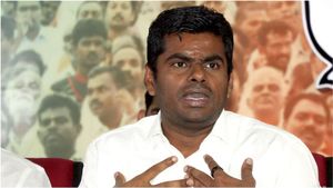 “அண்ணாமலை மராட்டியர்களுக்கு மட்டுமல்ல.. தமிழர்களுக்கும் துரோகிதான்!” உத்தவ் சிவசேனா கடும் தாக்கு