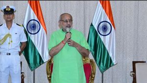 பொங்கல் விழாவை கொண்டாட.. இன்று கோவை வருகிறார் குடியரசுத் துணைத் தலைவர் சி.பி.ராதாகிருஷ்ணன்!