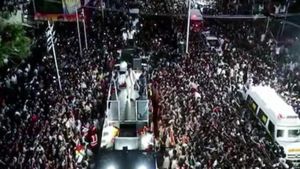 ‛வெயிட்டிங் லிஸ்ட் ஓவர்’.. கரூர் நெரிசலில் தவெகவினர் மீது வழக்கு பதிந்த இன்ஸ்பெக்டருக்கு புது பதவி