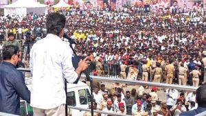  விஜய்யின் அடுத்த பொதுக்கூட்டம் எங்கே? பொங்கலுக்கு பிறகு பிரமாண்டம்.. மாவட்ட செயலாளர் சொன்ன தகவல்!