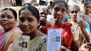 தமிழக வாக்காள பெருமக்களே, இறுதி வாய்ப்பு.. ஞாயிறு மிஸ் பண்ணிடாதீங்க..கலெக்டர் முக்கிய அறிவிப்பு