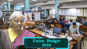 DA 2% hike: மத்திய அரசு ஊழியர்களுக்கான 2 சதவீதம் அகவிலைப்படி உயருமா! பட்ஜெட்டில் எதிர்பார்ப்பு