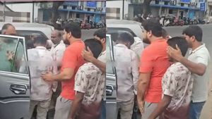 பாகிஸ்தான் பயங்கரவாத அமைப்புக்கு ஆதரவு.. திருப்பூரில் 6 இளைஞர்களை கைது செய்த டெல்லி போலீஸ் 