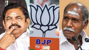  “அதிமுக இங்கு மட்டும்தான்.. புதுச்சேரியில் NDA கூட்டணியில் இல்லை”.. பாஜக மேலிட பொறுப்பாளர் பளிச்!