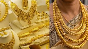 Gold Price Today: குறையவே குறையாது போல.. மீண்டும் தடாலடியாக உயர்ந்த தங்கம் விலை.. ஒரே நாளில் 2,080 அதிகரிப்பு!