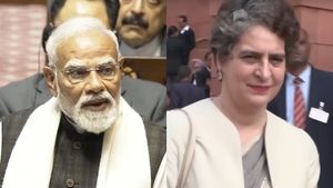 காங்கிரஸ் ஆட்சியில் வங்கிகள் கடனில் மூழ்கியிருந்தன.. தற்போது சிறப்பாக இயங்கி வருகின்றன: பிரதமர் மோடி