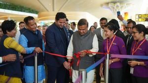 கவுகாத்தி ஏர்போர்ட் புதிய முனையத்தில் சேவை தொடக்கம்.. வடகிழக்கு இந்தியாவின் வளர்ச்சிக்கு மேஜர் பூஸ்ட்