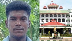 அடிக்க சொல்லி டிஎஸ்பிக்கு உத்தரவிட்ட அதிகாரி யார்? அஜித்குமார் கொலை வழக்கில் ஐகோர்ட் கிளை அதிரடி ஆணை