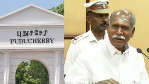புதுச்சேரி தேர்தலை புறக்கணிக்க தயார்... துணைநிலை ஆளுநர் அதிகாரம் குறித்து.. ரங்கசாமி விமர்சனம்