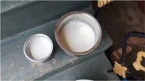 பாலில் கலப்படம்.. பரிதாபமாக பறிபோன 4 உயிர்கள்! ஆந்திராவில் நடந்த சோகம்! 