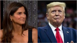 “நீ சிரிச்சு பார்த்ததே இல்லை” Epstein ஃபைல்ஸ் பற்றிய கேள்விக்கு பெண் ரிப்போர்ட்டரிடம் வழிந்த டிரம்ப்