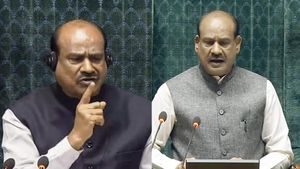Om Birla: சபாநாயகர் ஓம்பிர்லா பதவி நீக்கம்? காங்., நம்பிக்கையில்லா தீர்மானம் நோட்டீஸ்.. கையெழுத்திடாத ராகுல்