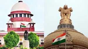 கண்கள் சிவந்த சுப்ரீம் கோர்ட்! 