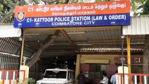 கோவையில் வீட்டில் தனியாக பிரபல ஜவுளிக்கடை பெண் இளம் பெண்.. சக ஊழியர் செய்த காரியம்