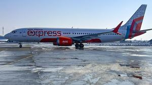 முடங்கிய துபாய்.. பிளான் Bஐ கையில் எடுக்கும் இந்திய விமான நிறுவனங்கள்.. நிலைமையை சமாளிக்க முடியுமா?