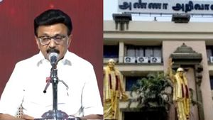 15 out of 16: சென்னை மாவட்டத்தில் எத்தனை தொகுதிகளில் திமுக போட்டி? சத்யராஜ் மகளுக்கு சீட் இல்லை!