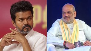 விஜயை வைத்து எந்த பயனும் இல்லை..  அதனால் தவெகவுடன் கூட்டணி பேசவில்லை.. அமித்ஷா சொன்ன விளக்கம்