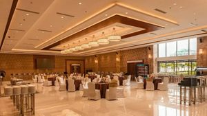 திண்டுக்கல்லில் கல்யாண மண்டபத்தில் ஓடிப்போன மணமக்கள்.. ஒரு போன் காலால் ட்விஸ்ட் 