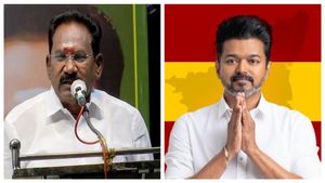 விஜய் எங்கள் கூட்டணியில் இணைந்தால் தூக்கி கொண்டாடுவோம்.. ஓப்பனாக இறங்கிய செல்லூர் ராஜூ