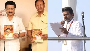 மாட்டிகிட்டியே பங்கு! திமுகவின் வாக்குறுதியை காப்பியடித்து தவெகவின் வாக்குறுதியாக அறிவித்த விஜய்