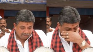 கண்கலங்கிய பிடிஆர்.. 