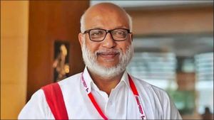 கொல்லைப்புற வழியாக அதிமுகவை ஆட்சியில் அமர்த்த பாஜக முயற்சி.. சிபிஎம் பொதுச்செயலாளர் பேபி! 