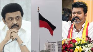 முஸ்லிம் ஓட்டுகளால் தப்பிய.. முக்கிய தொகுதிகள்! இல்லைன்னா.. திமுக ரொம்ப அடி வாங்கியிருக்கும்!