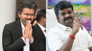 நாளை திருச்சி வரும் விஜய்.. நேரில் சந்திக்கிறாரா விஜயபாஸ்கர்? அதிமுகவில் விழப்போகும் அடுத்த விக்கெட்