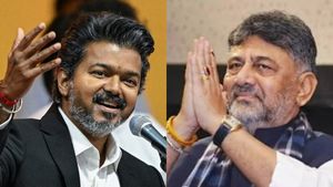 விஜய்யிடம் சரணடைந்த டிகே சிவக்குமார்! மெச்சூரிட்டி இல்லைனு சொல்லிவிட்டு இப்போது அந்தர் பல்டி.. வீடியோ பாருங்க