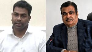 அமைச்சர் ஆதவ் அர்ஜுனா அவசர டெல்லி பயணம்.. நிதின் கட்கரியுடன் முக்கிய மீட்டிங்.. என்ன காரணம்? 