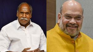அலையவிடும் ரங்கசாமி.. ஏக கடுப்பில் பாஜக எம்எல்ஏக்கள்.. இப்படி பண்ணிட்டாரே.. அமித் ஷா அப்செட்?