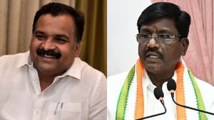 அமைச்சரவையில் காங்கிரஸ் இடம்பெற.. மாணிக்கம் தாகூர் தான் முக்கிய காரணமாம்.. சொல்கிறார் விஸ்வநாதன்! 