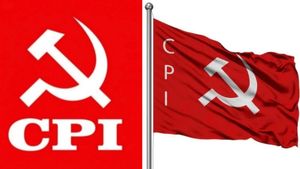 பிரதான எதிர்க்கட்சி முதல் 2 எம்.எல்.ஏக்கள் வரை.. இதுவரை தமிழ்நாட்டில் சிபிஐ அமைத்த கூட்டணிகள் லிஸ்ட்