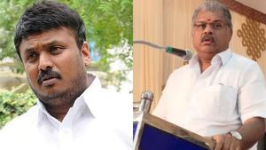 தமாகாவில் இருந்து யுவராஜா விலகல்.. காரணத்தை விளக்கி கடிதம்.. அதிர்ச்சியில் வாசன்!